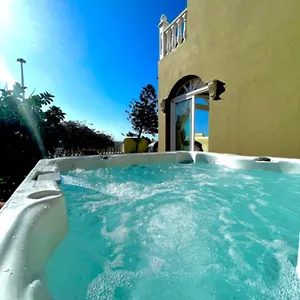 Amazing View In With Jacuzzi Villa